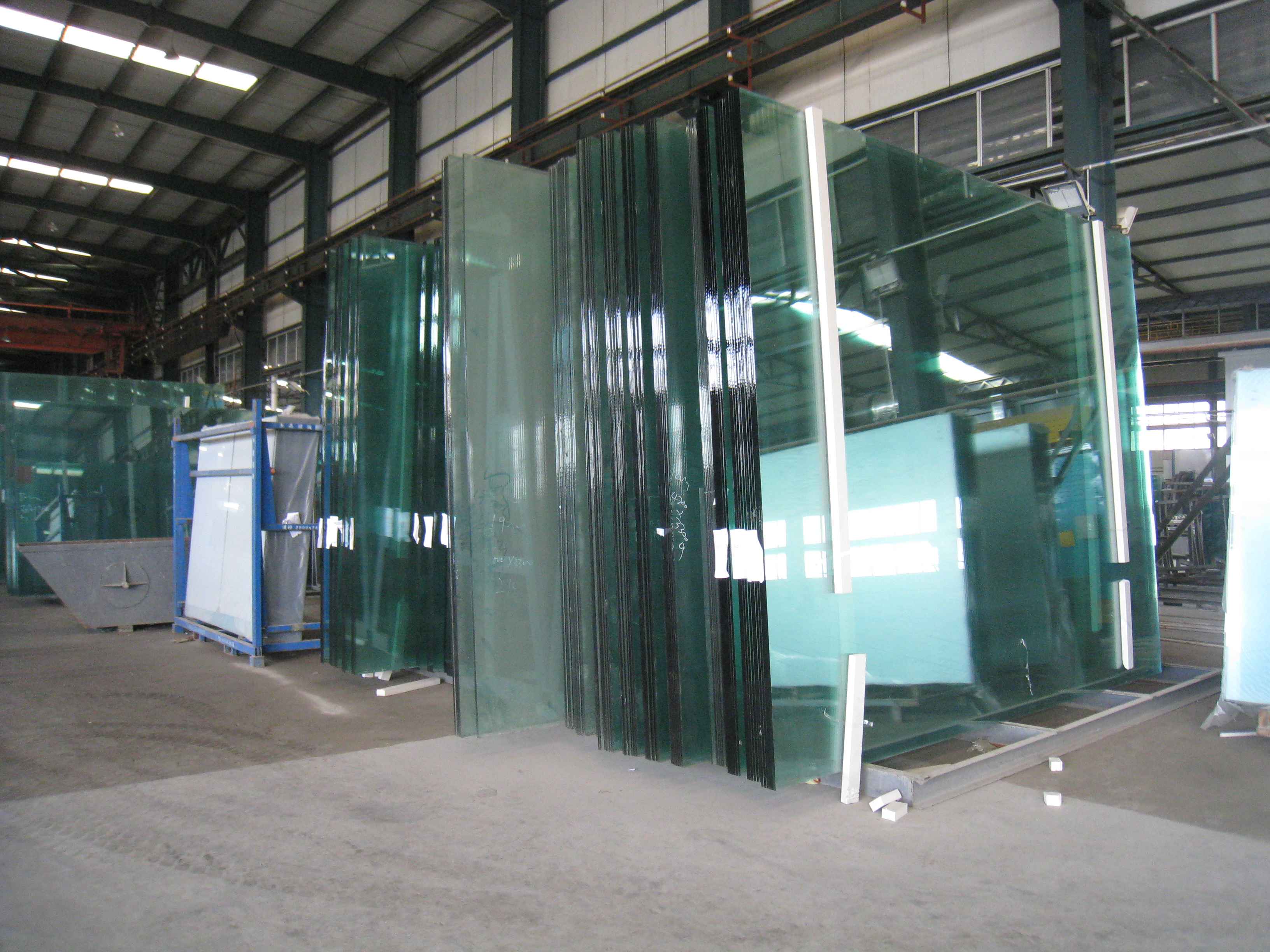 What Is The Development History Of Glass?